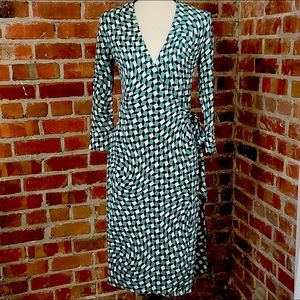 Diane von Furstenberg “Julian” silk green wrap dress 6
